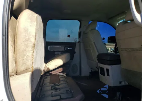 2015 Ram 1500 Laramie из США, поврежденный, VIN 1C6RR6NM5FS735962